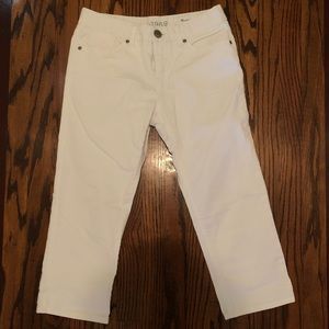 White Capri Gap Jeans